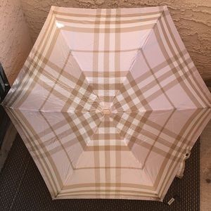 Burberry Compact Umbrella